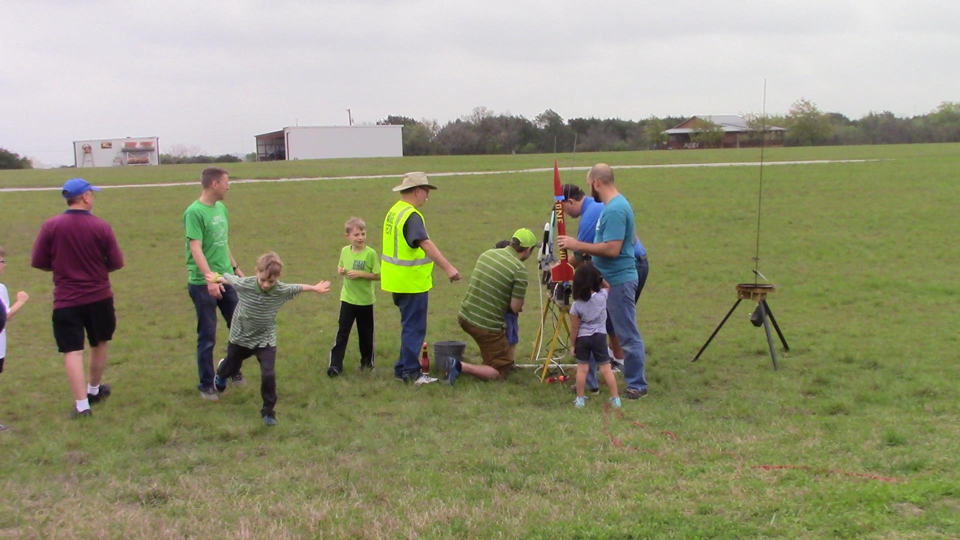 Family-Friendly Model Rocket and HPR Launch